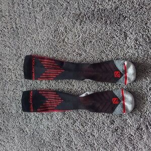Salomon compression socks